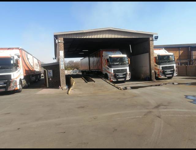 2,474M² WAREHOUSE FOR SALE IN NEW ERA